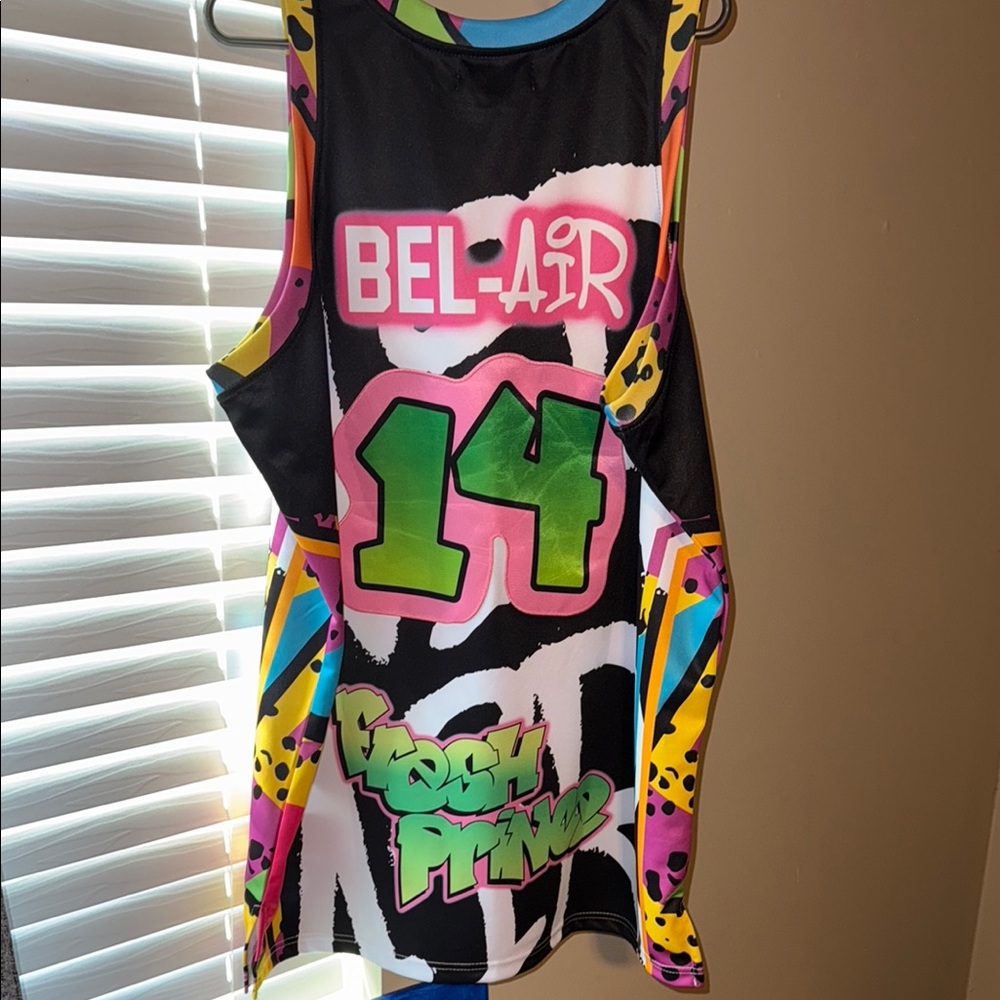 Adult graphic jersey